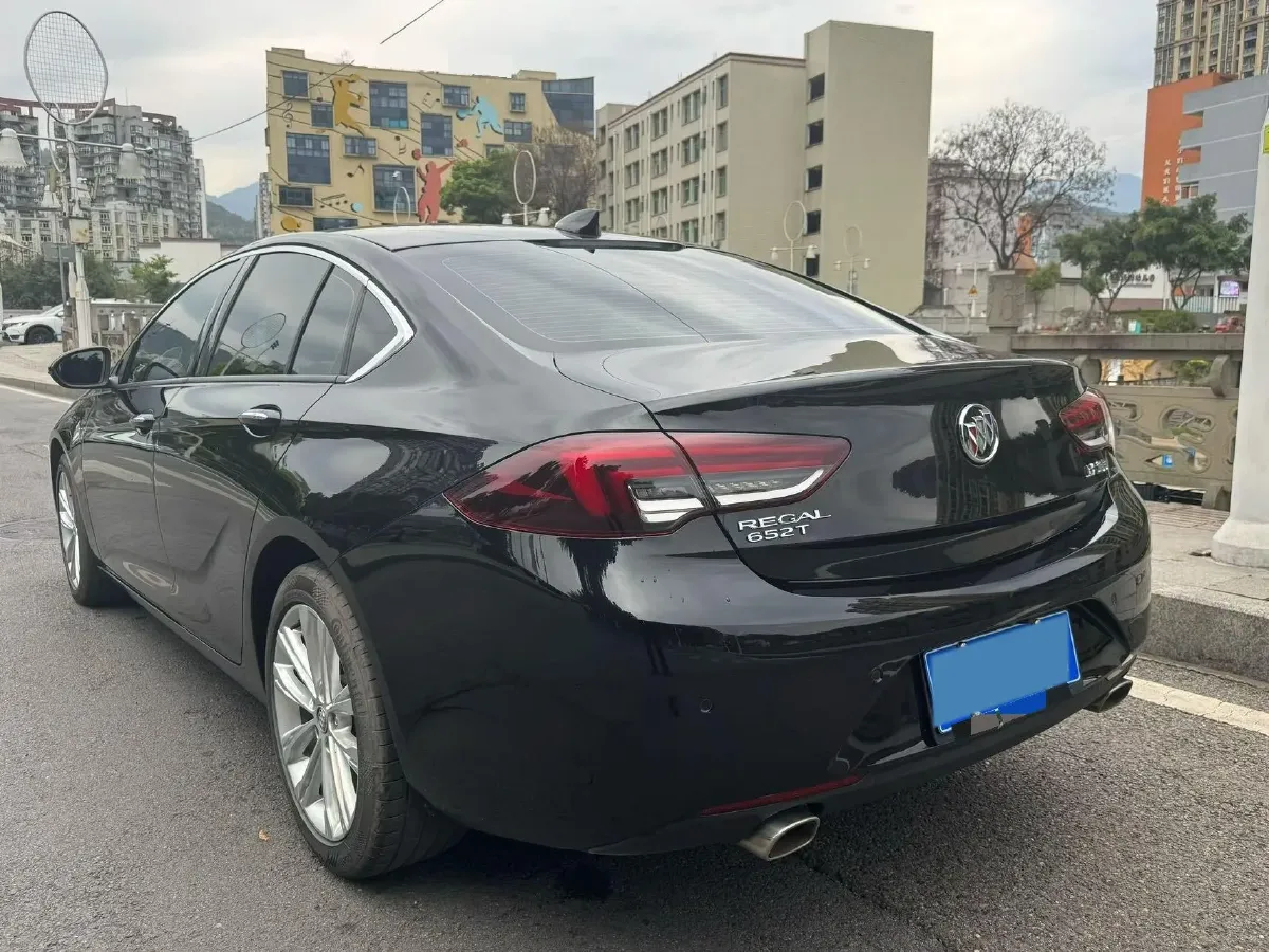 2022 Buick Regal 2.0T 237HP L4 9AT,autocango,china used car exporter,china ev exporter,chinese used car exporter,chinese used ev exporter