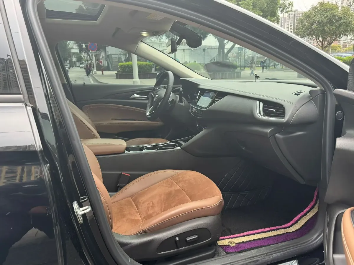 2022 Buick Regal 2.0T 237HP L4 9AT,autocango,china used car exporter,china ev exporter,chinese used car exporter,chinese used ev exporter