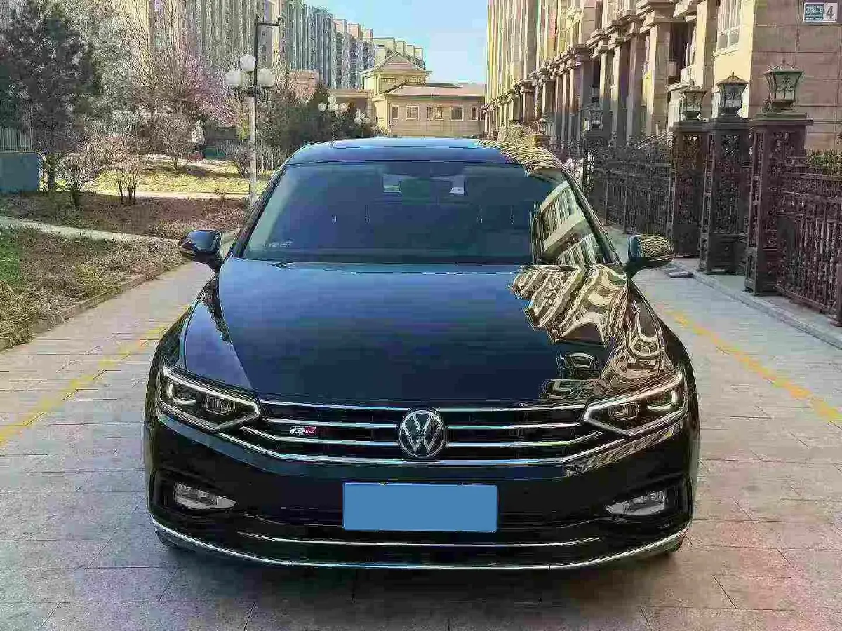 2020 Volkswagen Magotan 2.0T 186HP L4 7DCT,autocango,china used car exporter,china ev exporter,chinese used car exporter,chinese used ev exporter