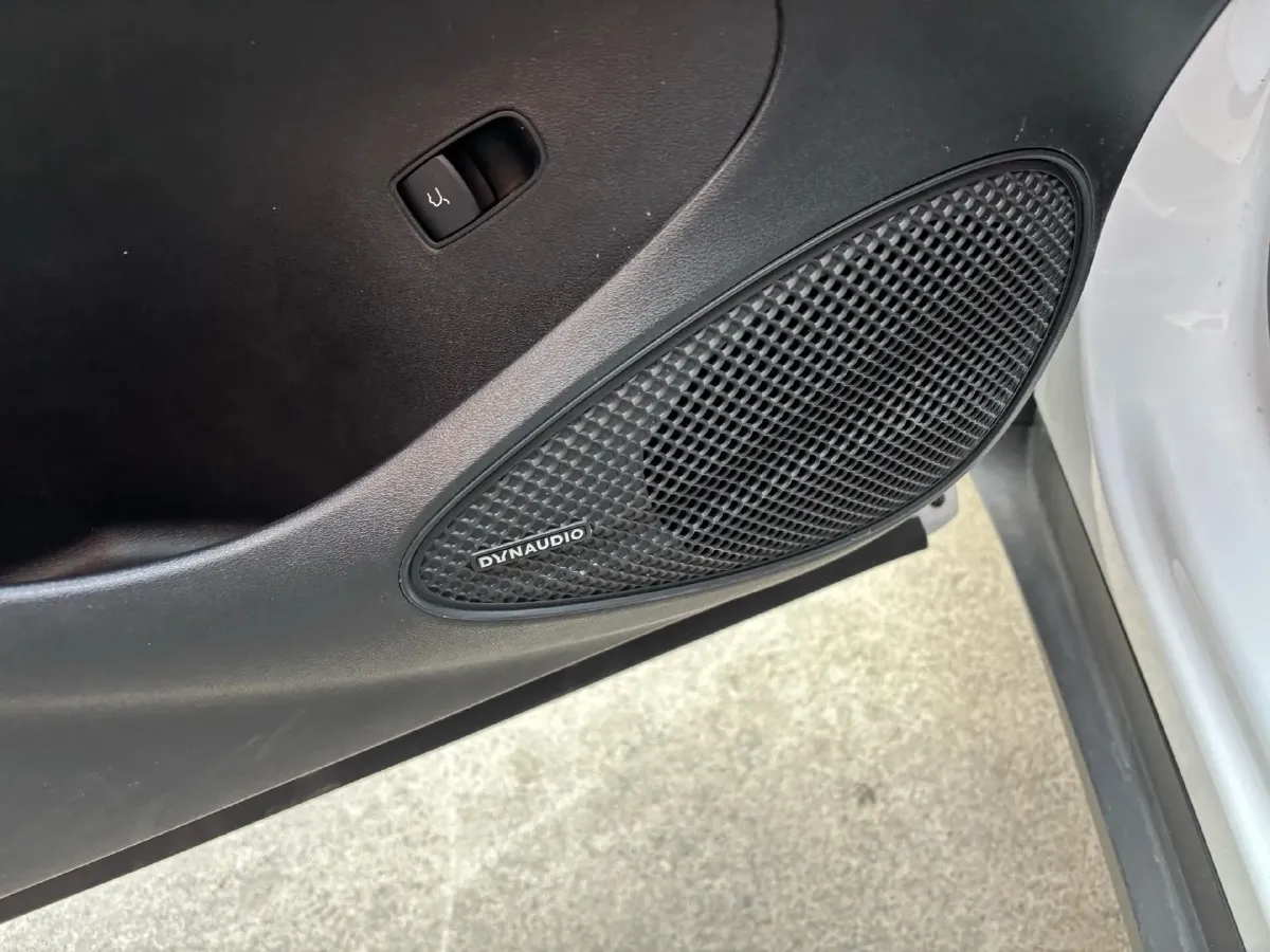 2025 LanDian E5 PLUS 1.5L 95HP L4 E-CVT PHEV,autocango,china used car exporter,china ev exporter,chinese used car exporter,chinese used ev exporter