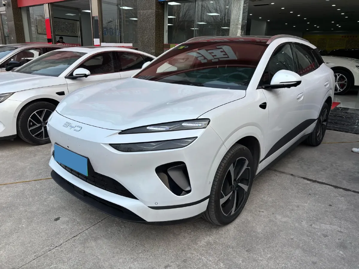 2025 LanDian E5 PLUS 1.5L 95HP L4 E-CVT PHEV,autocango,china used car exporter,china ev exporter,chinese used car exporter,chinese used ev exporter
