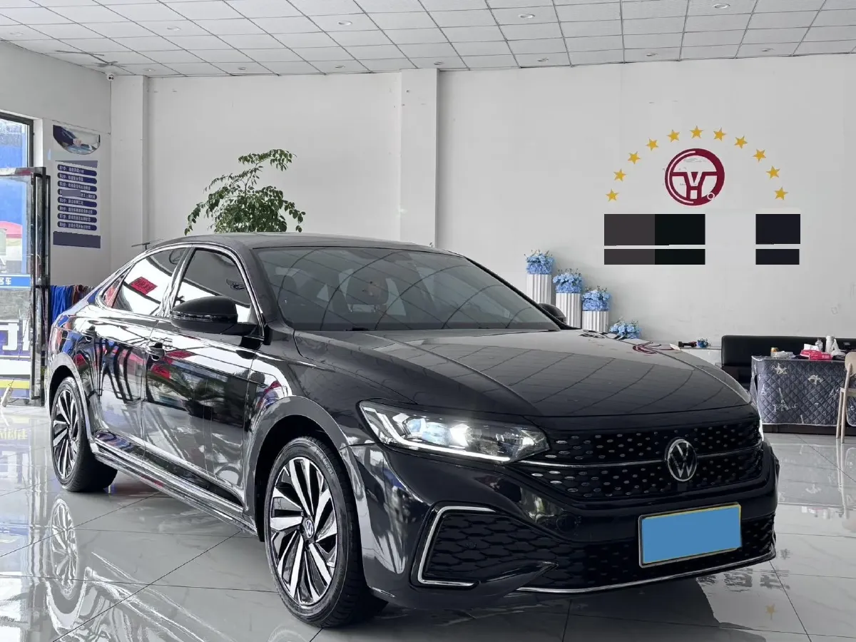 2021 Volkswagen Passat 2.0T 186HP L4 7DCT,autocango,china used car exporter,china ev exporter,chinese used car exporter,chinese used ev exporter