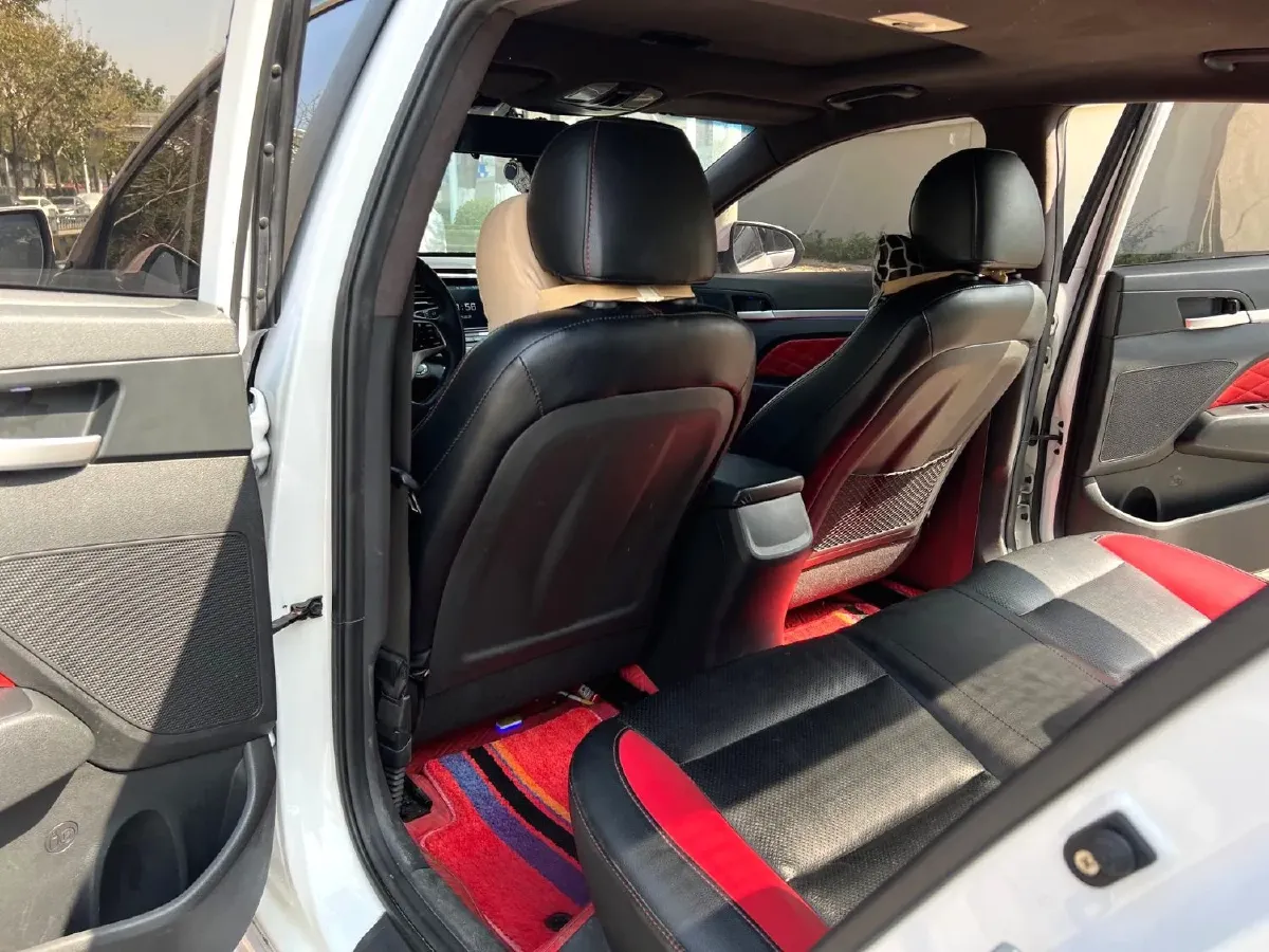 2018 Hyundai Elantra 1.6L 130HP L4 6AT,autocango,china used car exporter,china ev exporter,chinese used car exporter,chinese used ev exporter