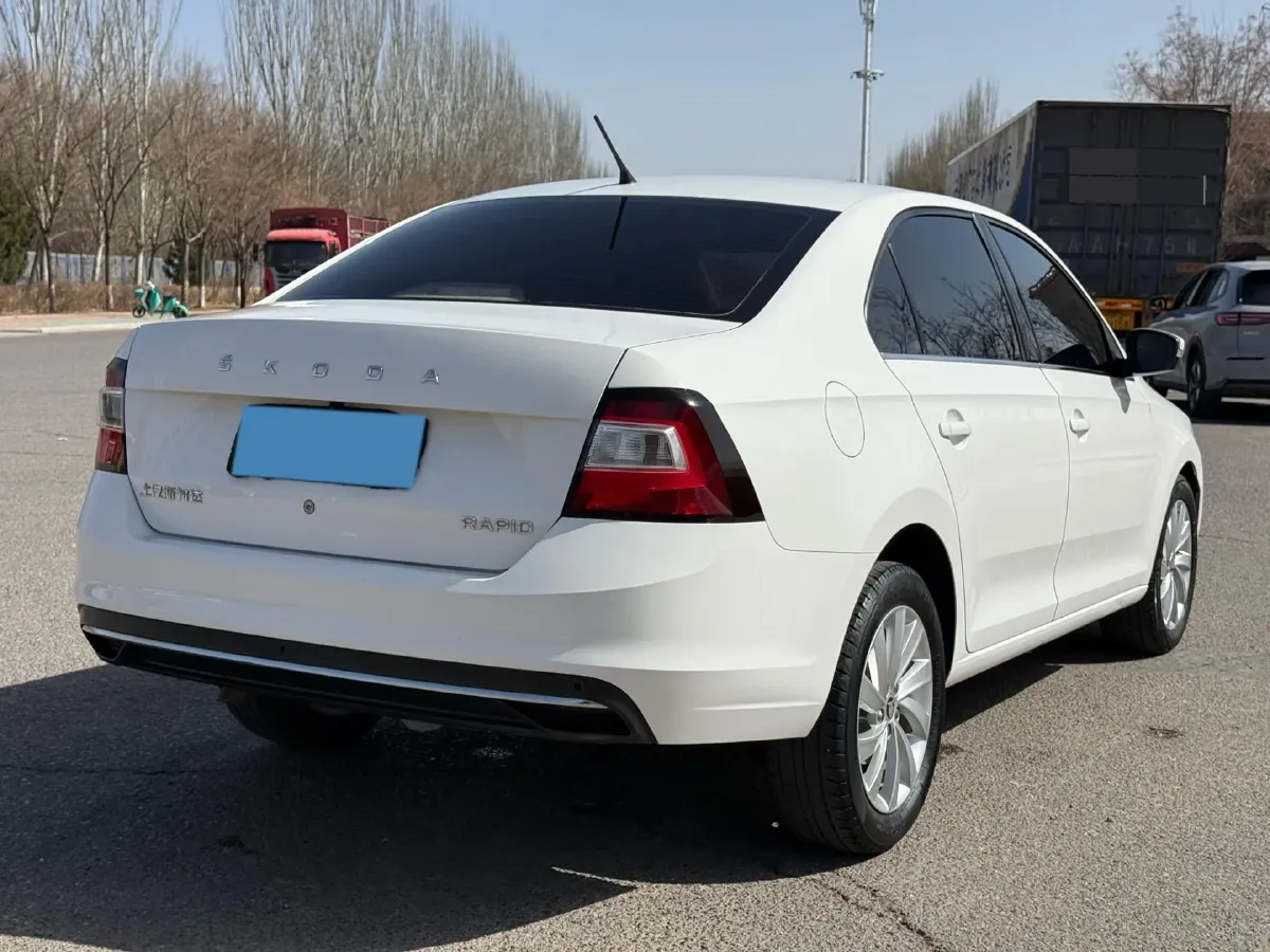 2019 SWM G01 1.5T 156HP L4 6AT,autocango,china used car exporter,china ev exporter,chinese used car exporter,chinese used ev exporter