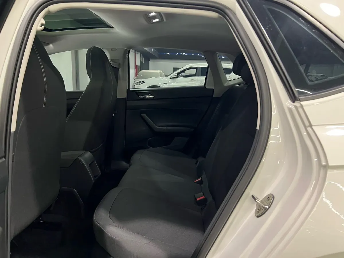 2021 Bestune T55 1.5T 169HP L4 7DCT,autocango,china used car exporter,china ev exporter,chinese used car exporter,chinese used ev exporter