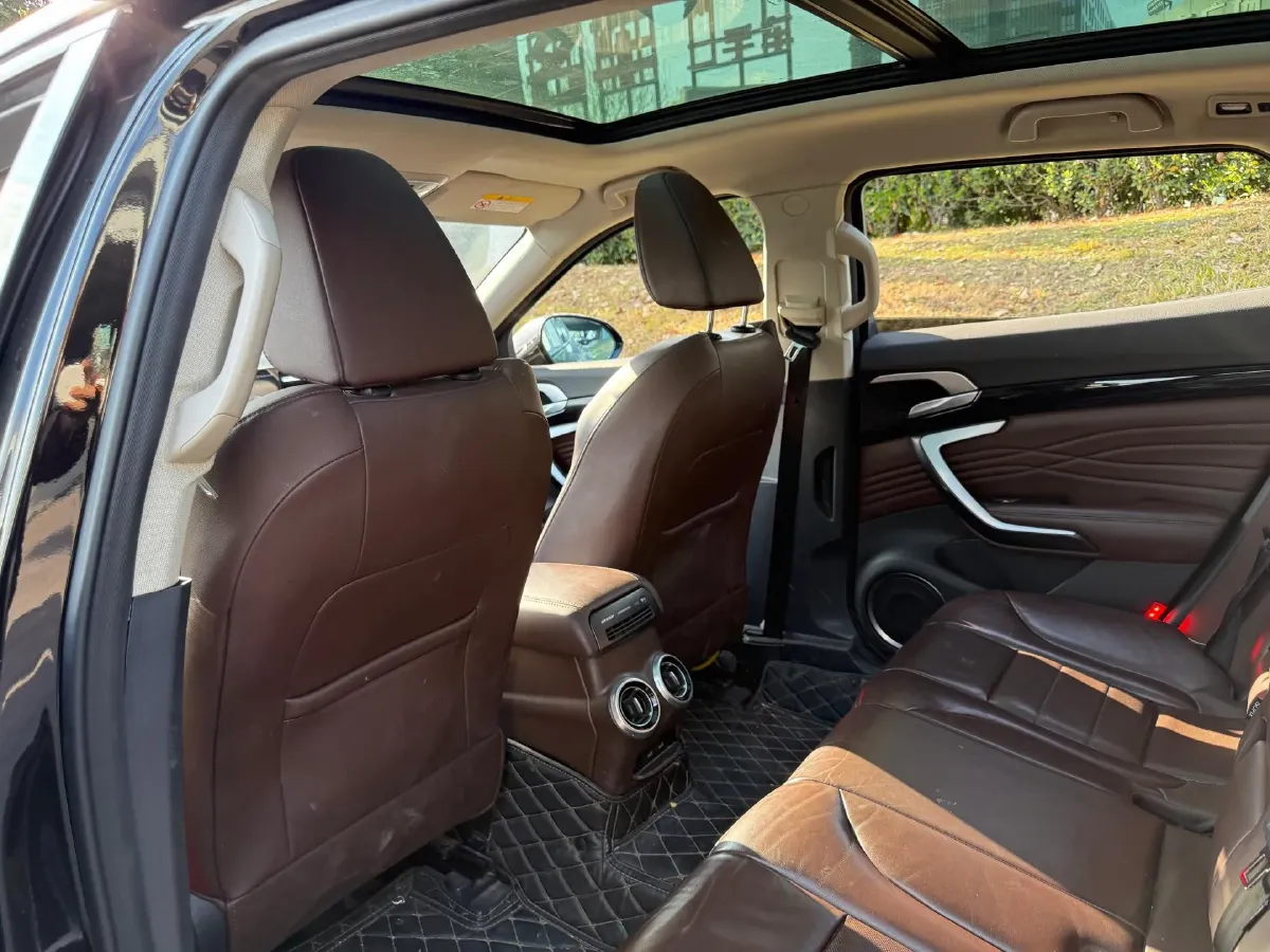 2018 WEY P8 2.0T 234HP L4 6DCT PHEV 12.96KWH,autocango,china used car exporter,china ev exporter,chinese used car exporter,chinese used ev exporter