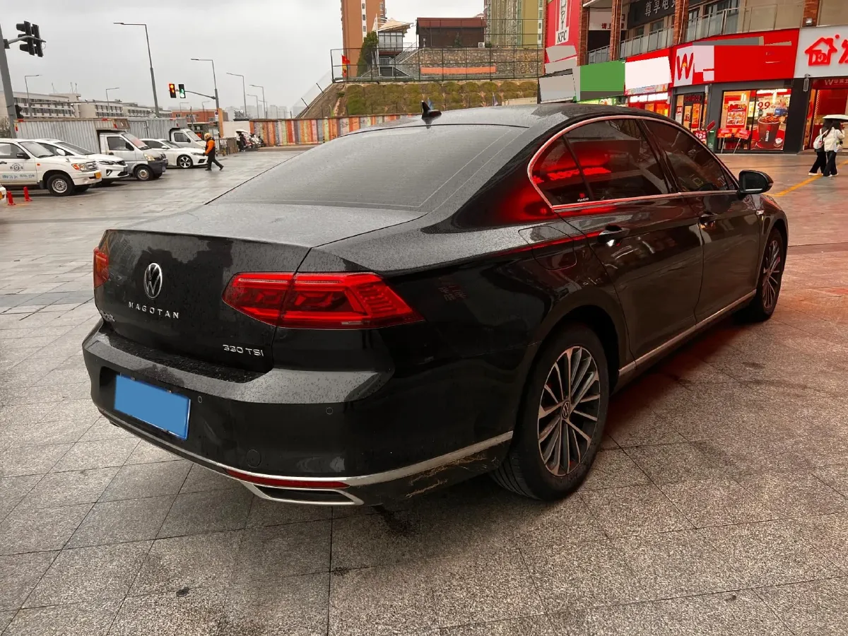 2020 Volkswagen Magotan 2.0T 186HP L4 7DCT,autocango,china used car exporter,china ev exporter,chinese used car exporter,chinese used ev exporter