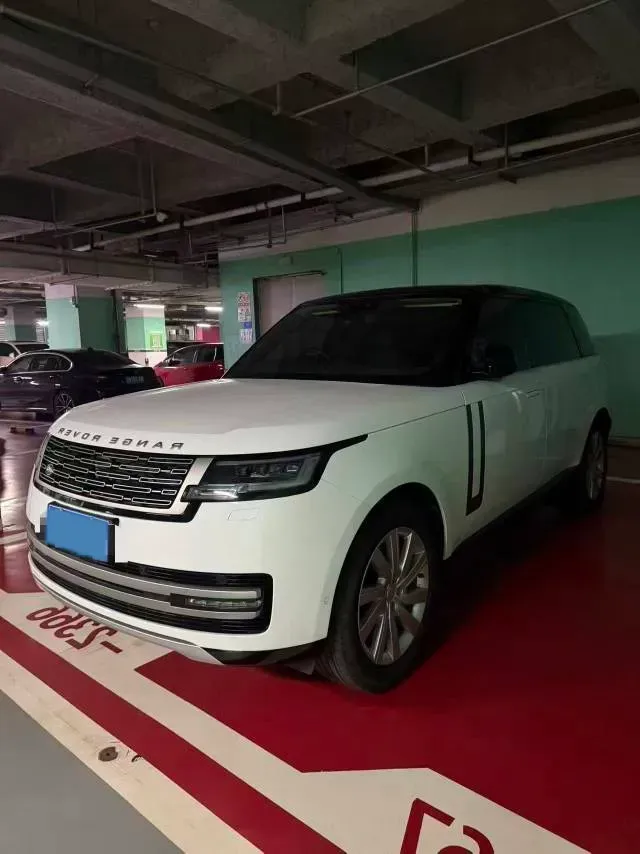 2024 Land Rover Range Rover 3.0T 400HP L6 8AT,autocango,china used car exporter,china ev exporter,chinese used car exporter,chinese used ev exporter