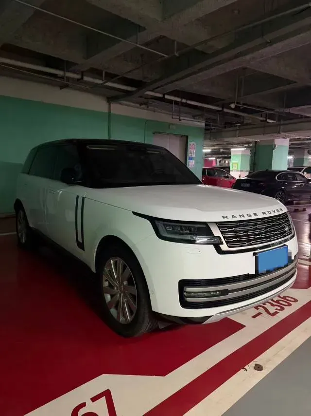 2024 Land Rover Range Rover 3.0T 400HP L6 8AT,autocango,china used car exporter,china ev exporter,chinese used car exporter,chinese used ev exporter