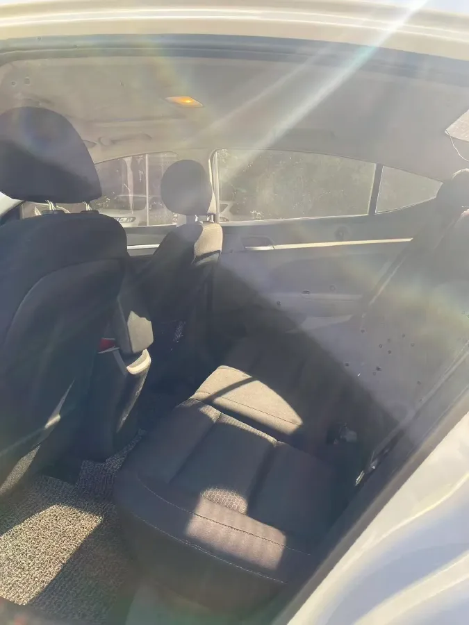 2016 Hyundai Elantra 1.6L 130HP L4 6AT,autocango,china used car exporter,china ev exporter,chinese used car exporter,chinese used ev exporter