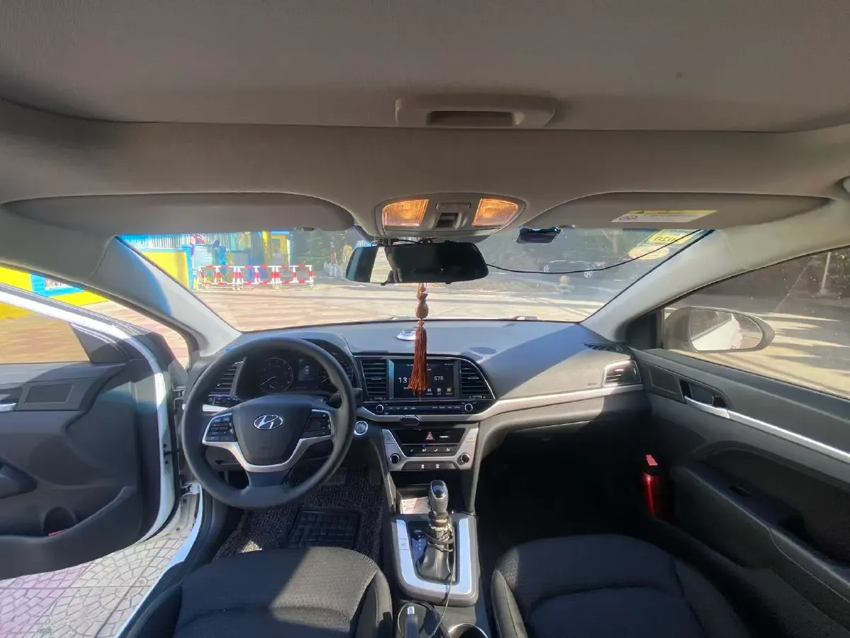2016 Hyundai Elantra 1.6L 130HP L4 6AT,autocango,china used car exporter,china ev exporter,chinese used car exporter,chinese used ev exporter