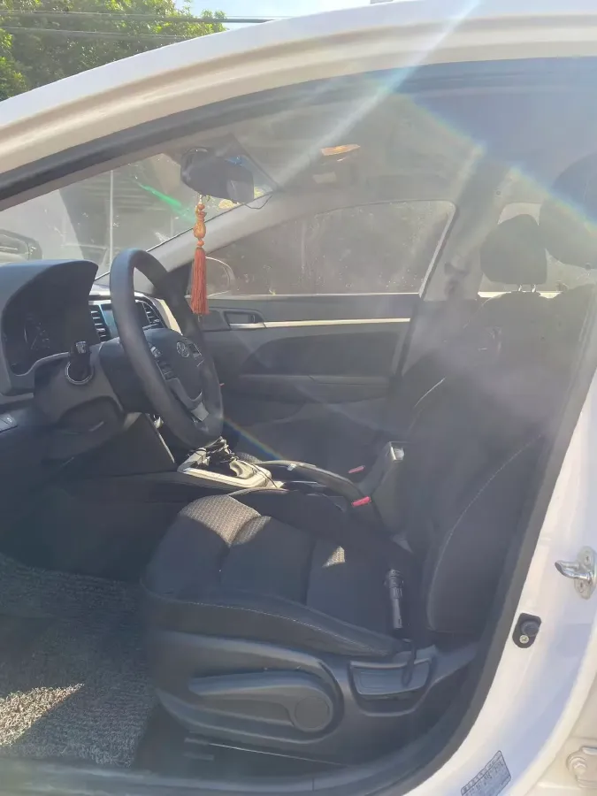 2016 Hyundai Elantra 1.6L 130HP L4 6AT,autocango,china used car exporter,china ev exporter,chinese used car exporter,chinese used ev exporter