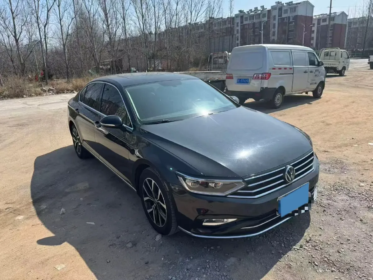 2020 Volkswagen Magotan 2.0T 186HP L4 7DCT,autocango,china used car exporter,china ev exporter,chinese used car exporter,chinese used ev exporter
