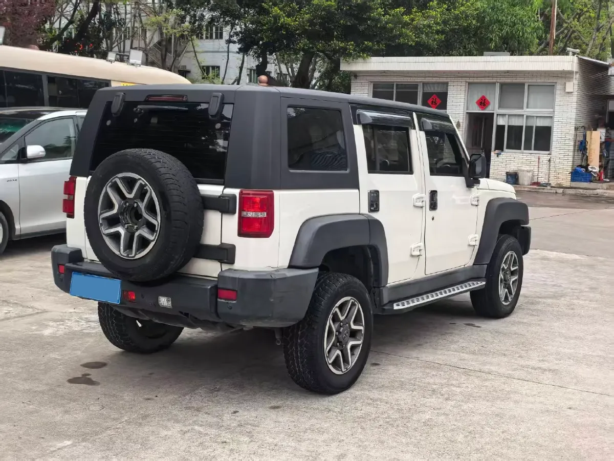 2017 Beijing BJ40 2.3T 250HP L4 6AT,autocango,china used car exporter,china ev exporter,chinese used car exporter,chinese used ev exporter