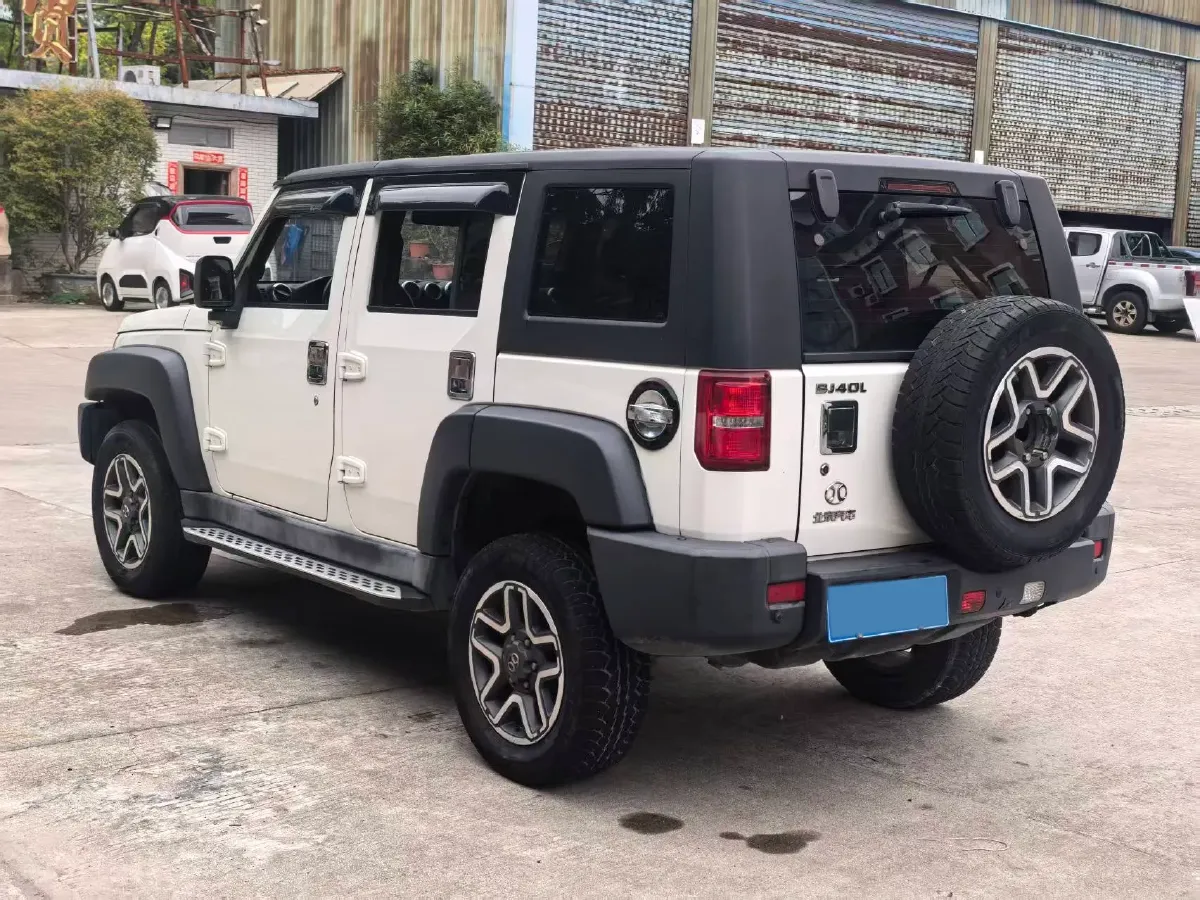 2017 Beijing BJ40 2.3T 250HP L4 6AT,autocango,china used car exporter,china ev exporter,chinese used car exporter,chinese used ev exporter