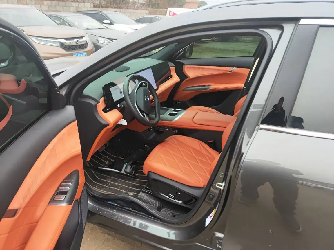 2025 ChangAn CS75 Plus 1.5T 192HP L4 8AT,autocango,china used car exporter,china ev exporter,chinese used car exporter,chinese used ev exporter