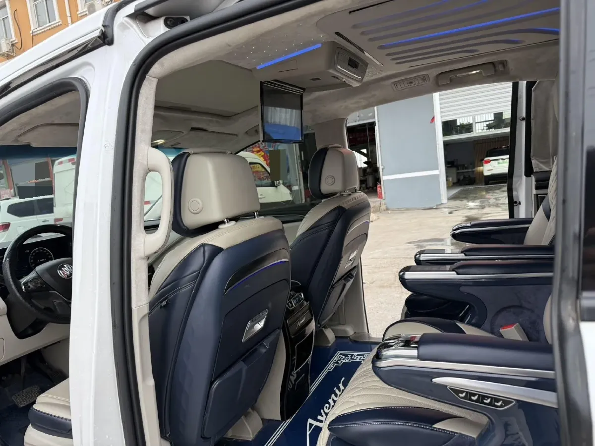 2020 Buick GL8 2.0T 237HP L4 9AT,autocango,china used car exporter,china ev exporter,chinese used car exporter,chinese used ev exporter