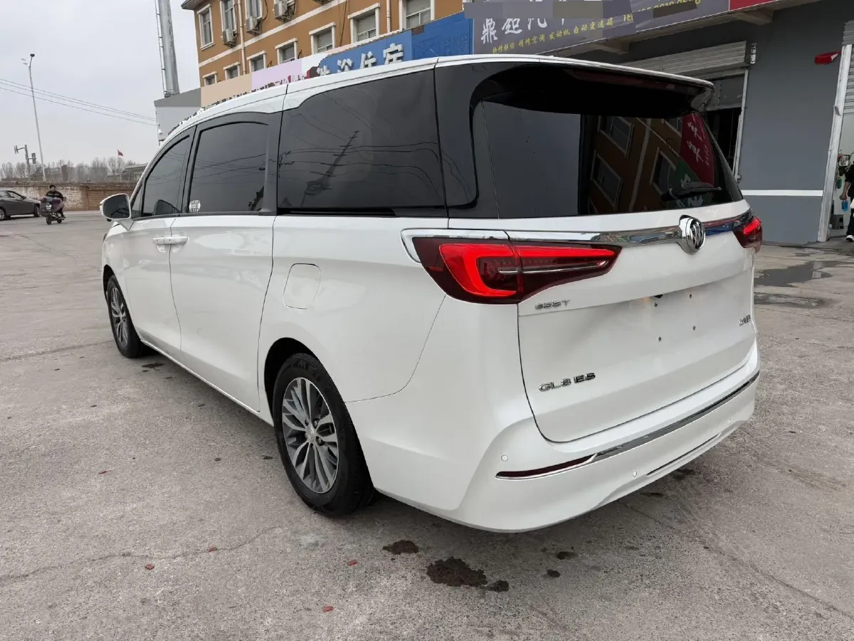 2020 Buick GL8 2.0T 237HP L4 9AT,autocango,china used car exporter,china ev exporter,chinese used car exporter,chinese used ev exporter