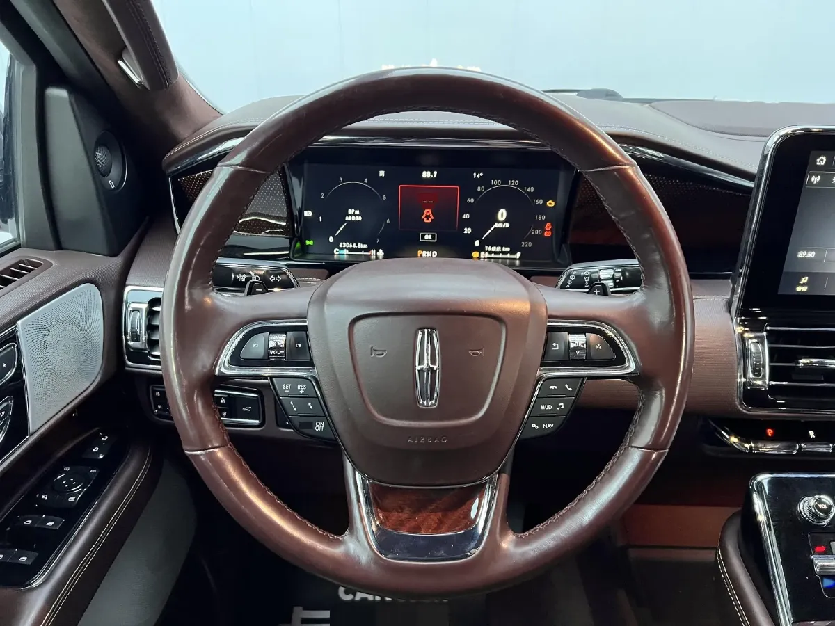 2020 Lincoln Navigator 3.5T 388HP V6 10AT,autocango,china used car exporter,china ev exporter,chinese used car exporter,chinese used ev exporter