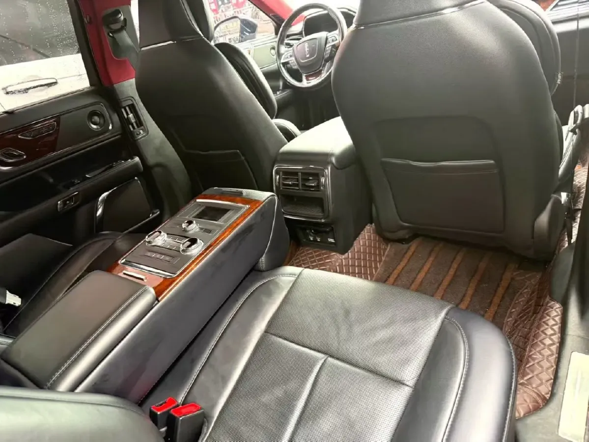 2019 Mercedes-Benz C Class 1.5T 184HP L4 9AT,autocango,china used car exporter,china ev exporter,chinese used car exporter,chinese used ev exporter