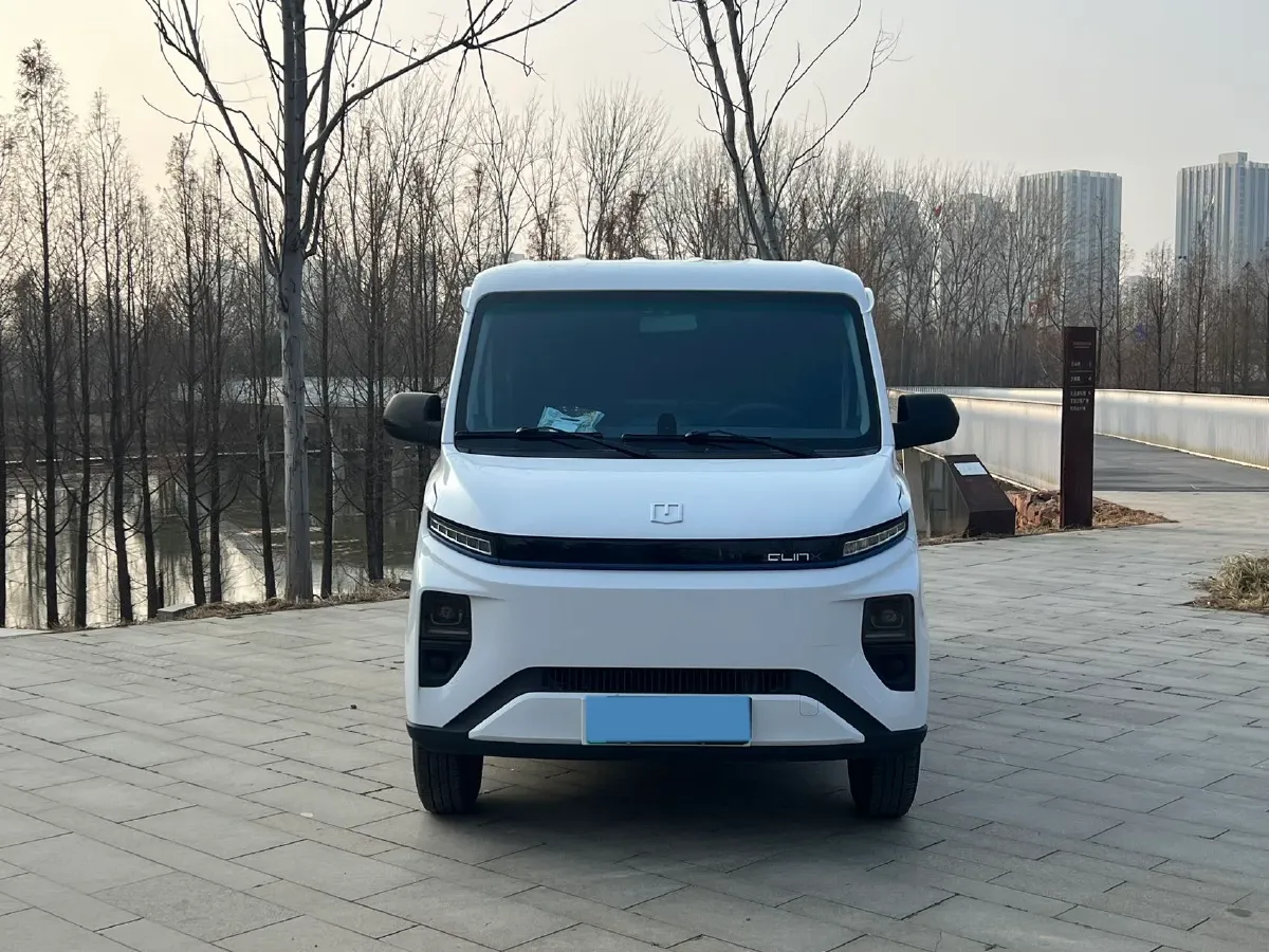 2025 SinoTruck VGV PioneerV 2.0T 156HP L4 8AT,autocango,china used car exporter,china ev exporter,chinese used car exporter,chinese used ev exporter