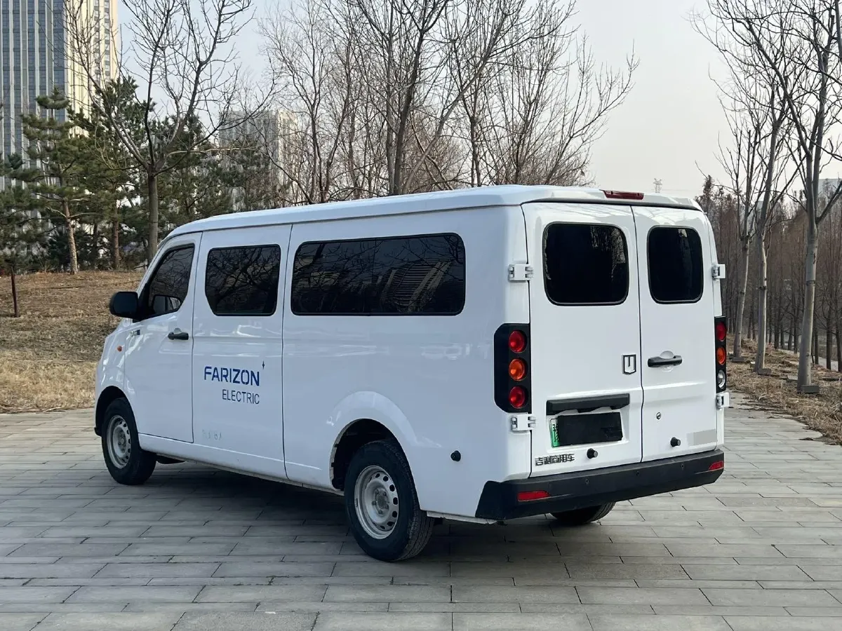 2025 SinoTruck VGV PioneerV 2.0T 156HP L4 8AT,autocango,china used car exporter,china ev exporter,chinese used car exporter,chinese used ev exporter