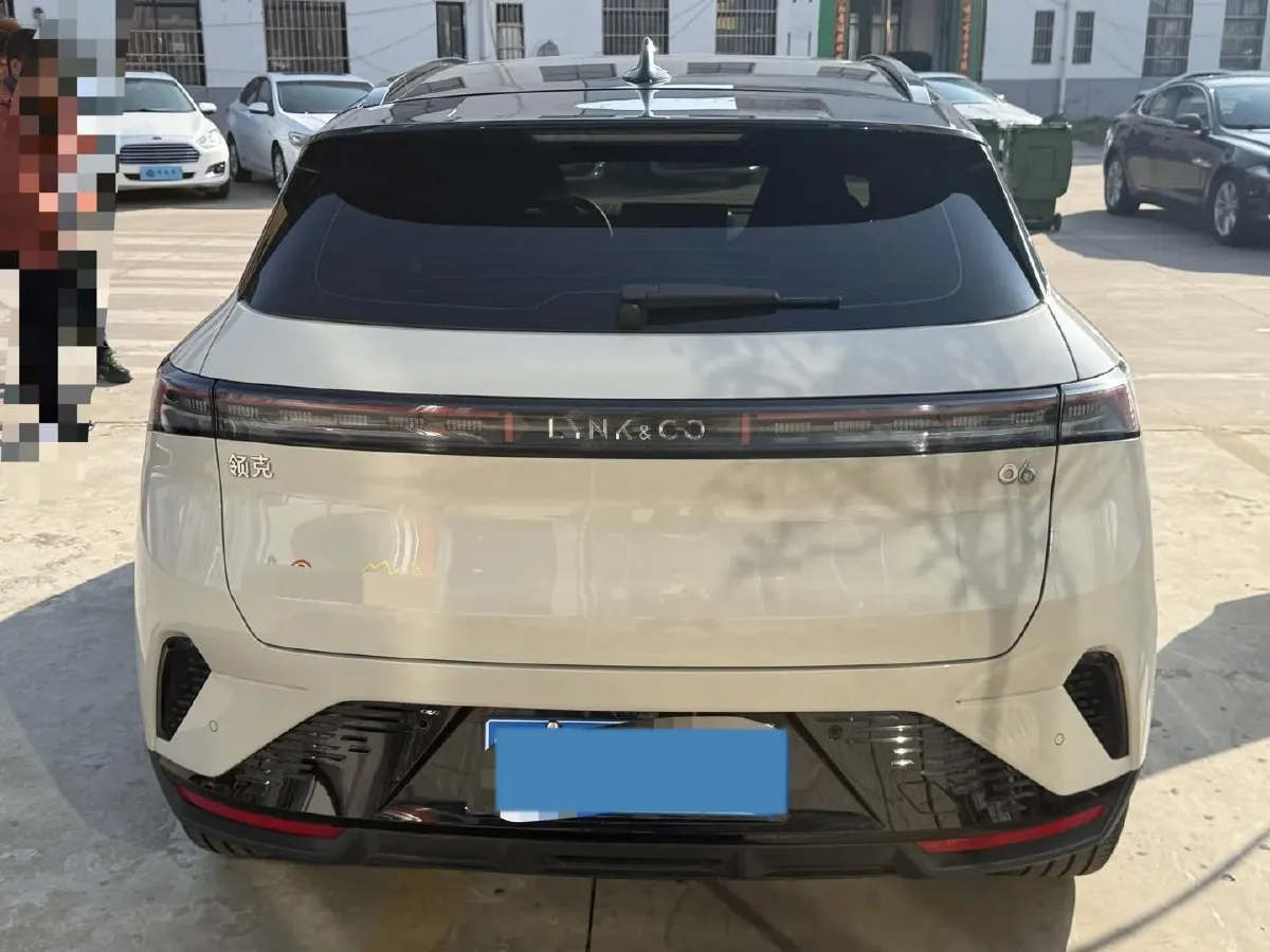 2025 LYNK&CO 06 1.5T 181HP L4 7DCT,autocango,china used car exporter,china ev exporter,chinese used car exporter,chinese used ev exporter