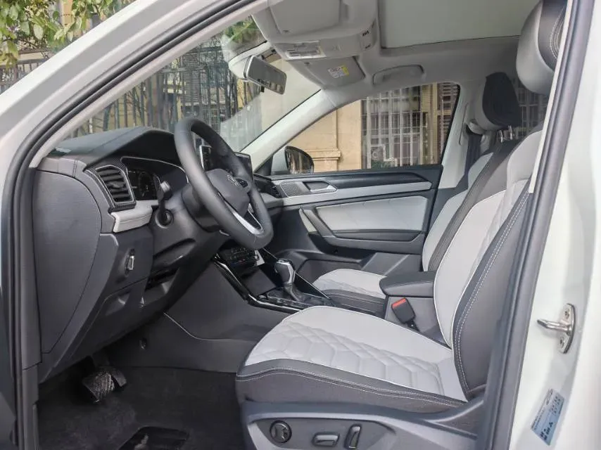 2025 Volkswagen Tayron 1.5T 160HP L4 7DCT,autocango,china used car exporter,china ev exporter,chinese used car exporter,chinese used ev exporter