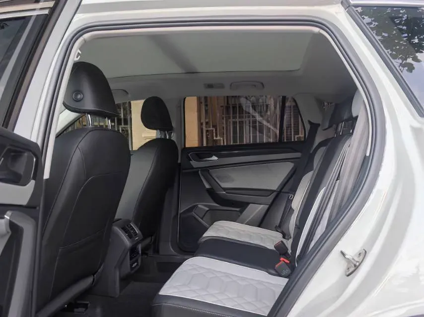 2025 Volkswagen Tayron 1.5T 160HP L4 7DCT,autocango,china used car exporter,china ev exporter,chinese used car exporter,chinese used ev exporter