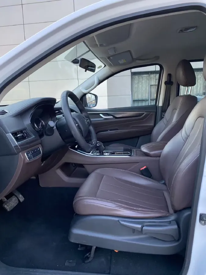 2022 Dongfeng RuiQi 7 2.0T 228HP L4 8AT,autocango,china used car exporter,china ev exporter,chinese used car exporter,chinese used ev exporter