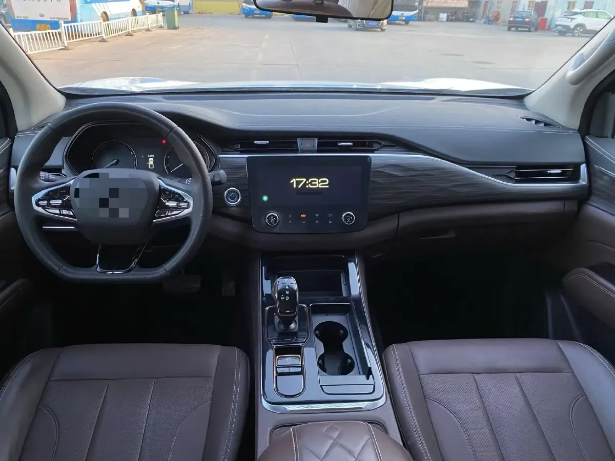 2022 Dongfeng RuiQi 7 2.0T 228HP L4 8AT,autocango,china used car exporter,china ev exporter,chinese used car exporter,chinese used ev exporter