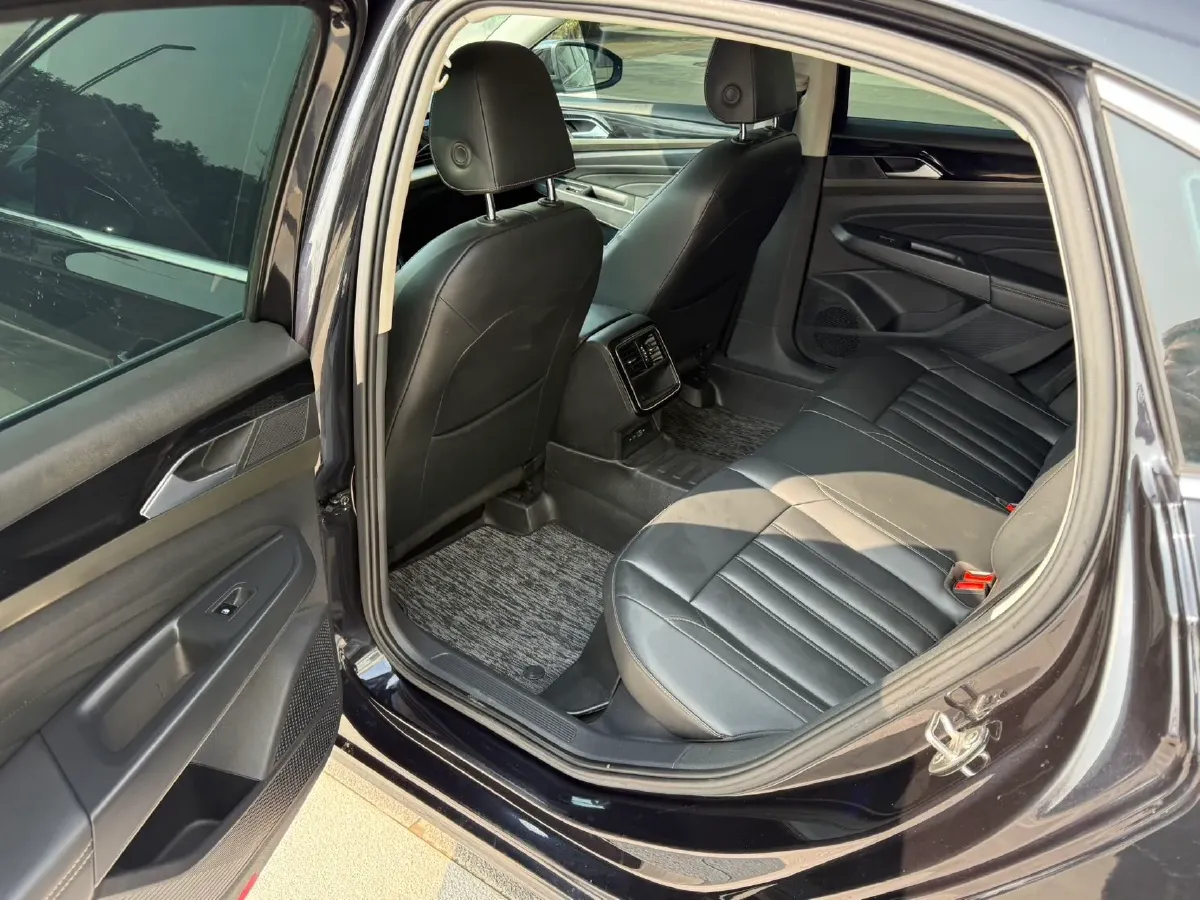 2020 Volkswagen Passat 1.4T 150HP L4 7DCT,autocango,china used car exporter,china ev exporter,chinese used car exporter,chinese used ev exporter