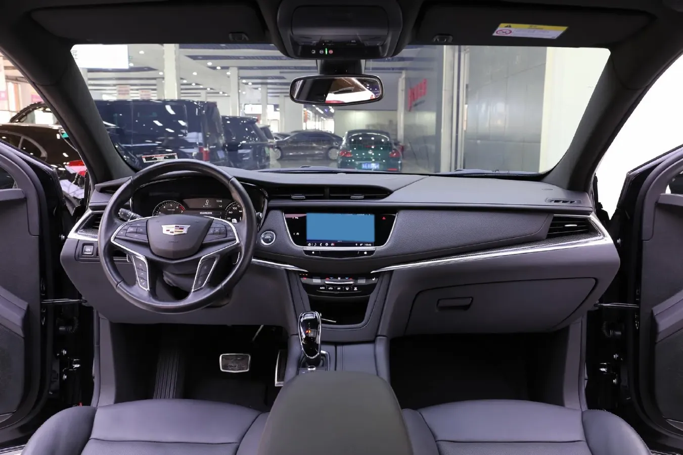 2022 Cadillac XT5 2.0T 237HP L4 9AT,autocango,china used car exporter,china ev exporter,chinese used car exporter,chinese used ev exporter