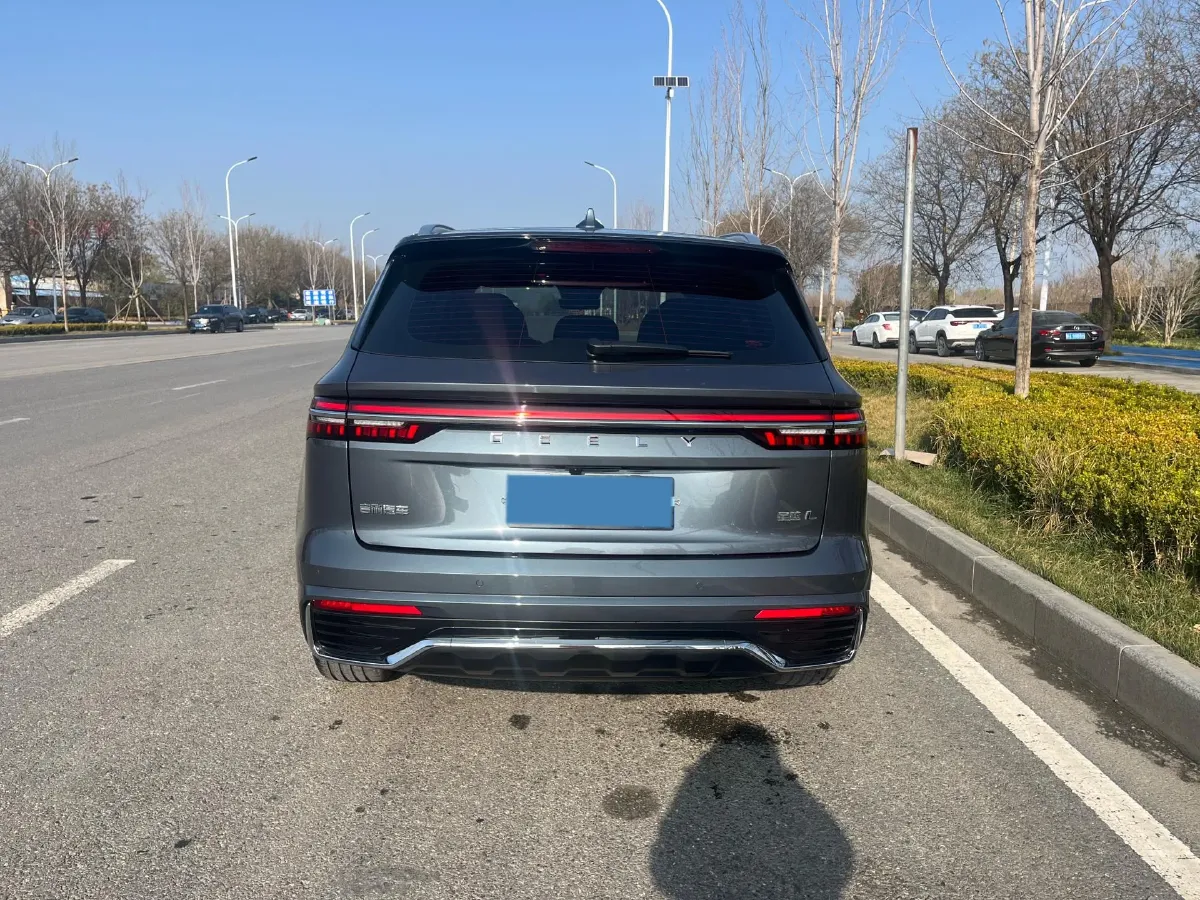 2024 Geely Monjaro 2.0T 218HP L4 7DCT,autocango,china used car exporter,china ev exporter,chinese used car exporter,chinese used ev exporter