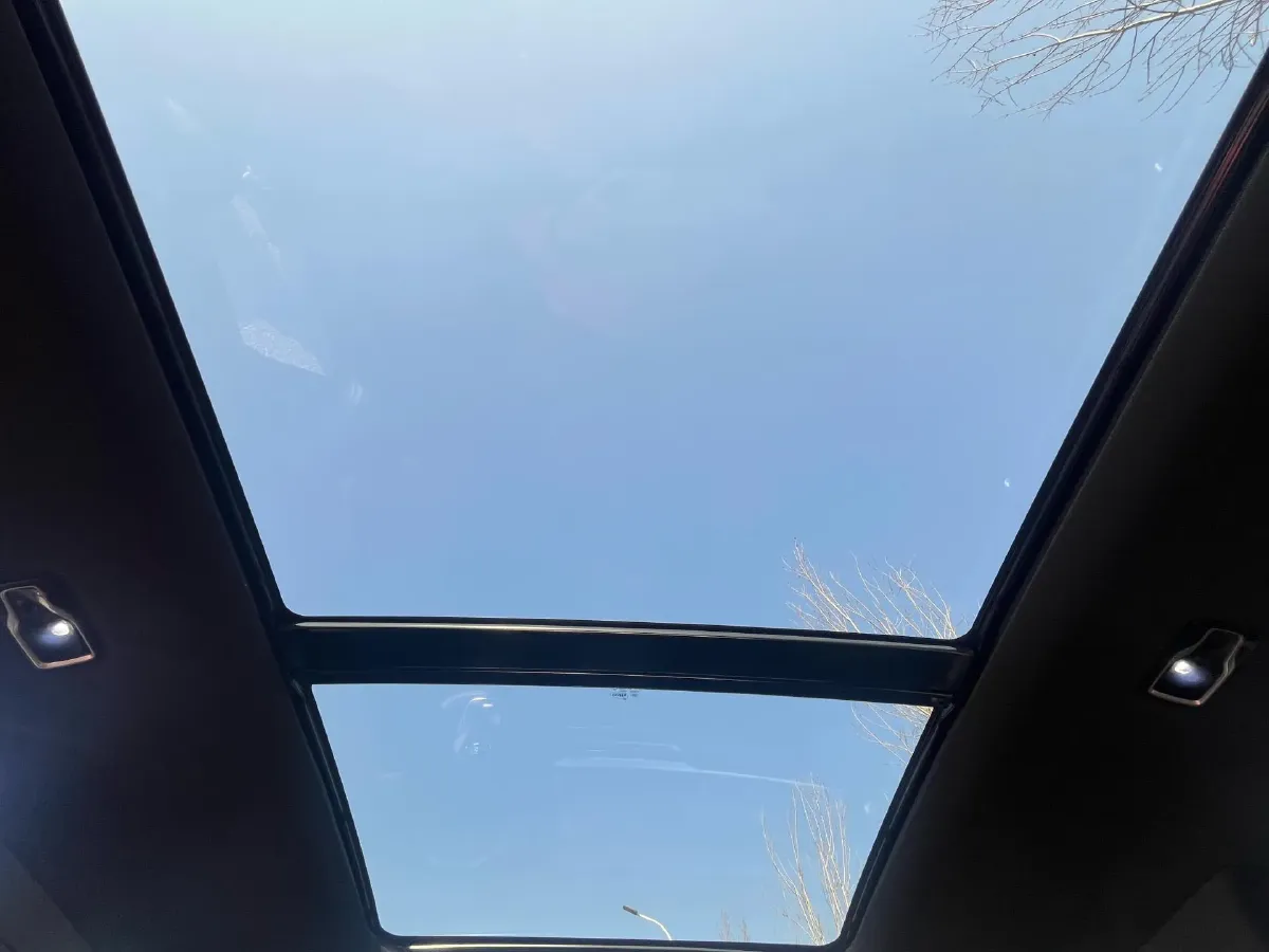 2024 Geely Monjaro 2.0T 218HP L4 7DCT,autocango,china used car exporter,china ev exporter,chinese used car exporter,chinese used ev exporter