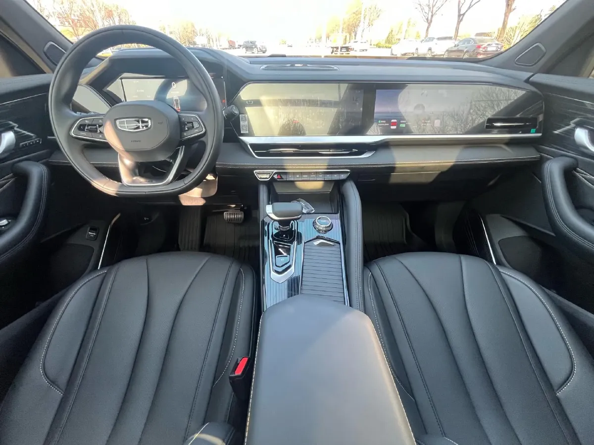 2024 Geely Monjaro 2.0T 218HP L4 7DCT,autocango,china used car exporter,china ev exporter,chinese used car exporter,chinese used ev exporter