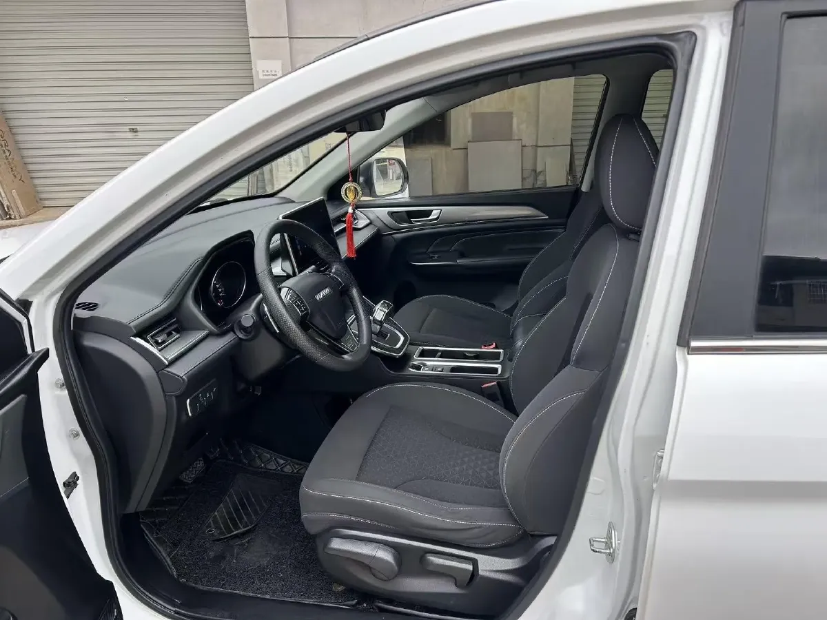 2021 Haval M6 1.5T 150HP L4 7DCT,autocango,china used car exporter,china ev exporter,chinese used car exporter,chinese used ev exporter