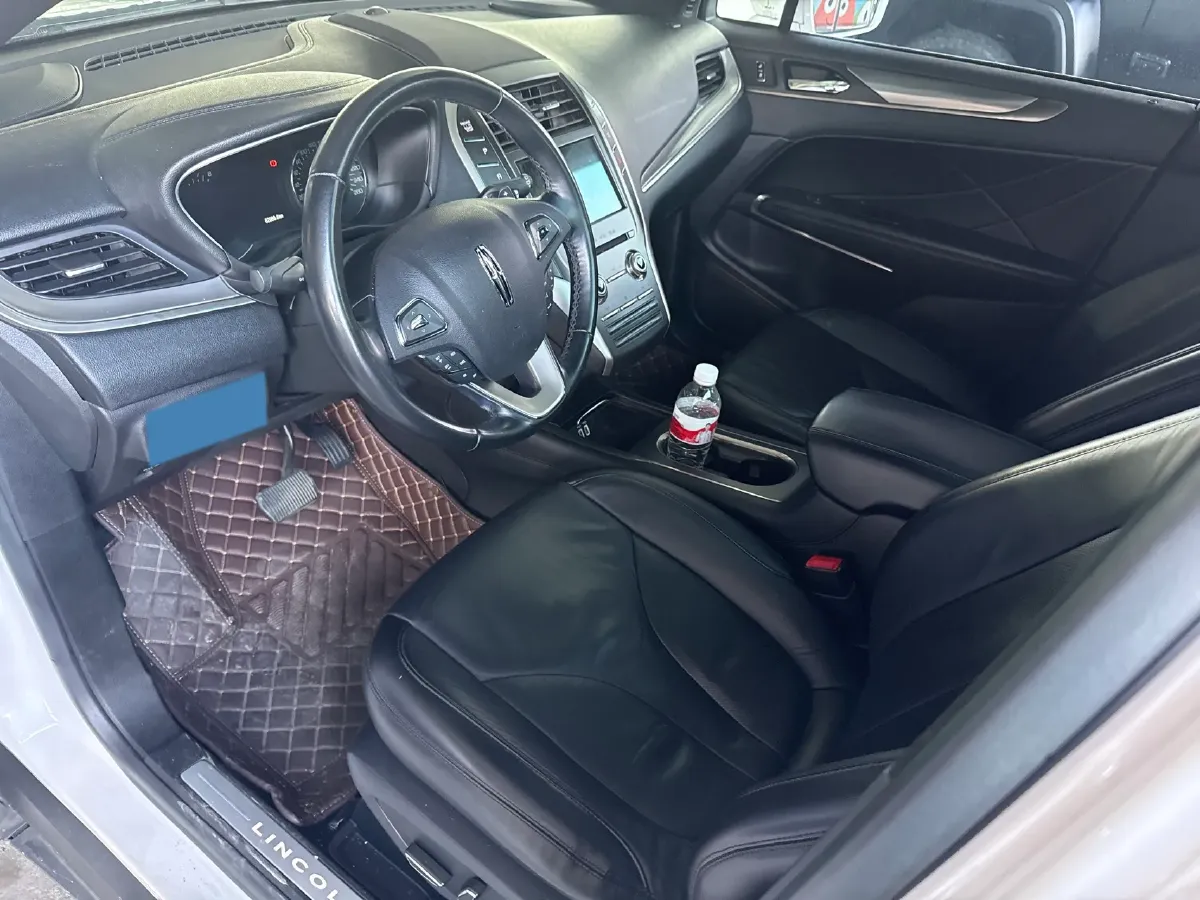 2018 Lincoln MKC 2.0T 203HP L4 6AT,autocango,china used car exporter,china ev exporter,chinese used car exporter,chinese used ev exporter