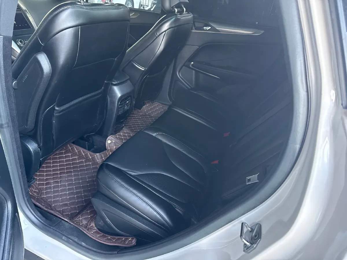 2018 Lincoln MKC 2.0T 203HP L4 6AT,autocango,china used car exporter,china ev exporter,chinese used car exporter,chinese used ev exporter