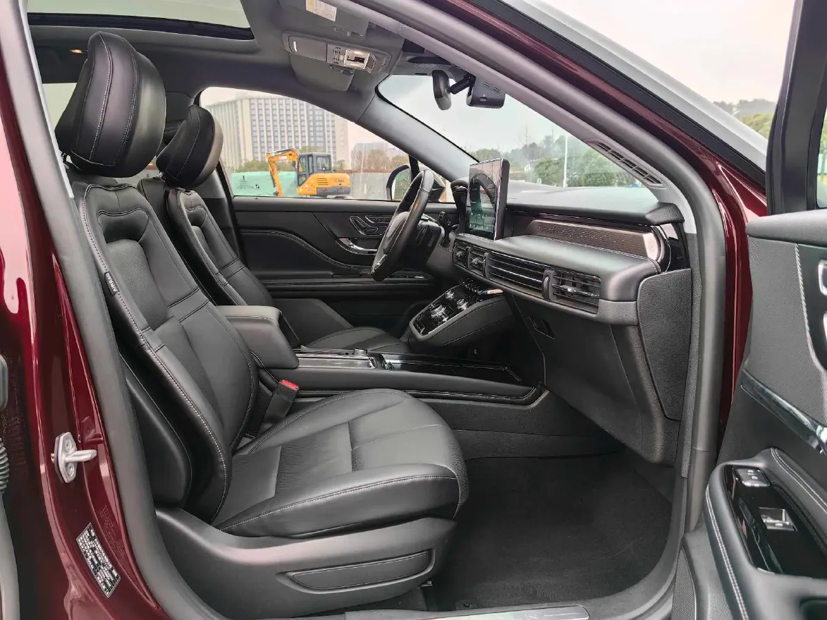 2022 Lincoln Corsair 2.0T 245HP L4 8AT,autocango,china used car exporter,china ev exporter,chinese used car exporter,chinese used ev exporter