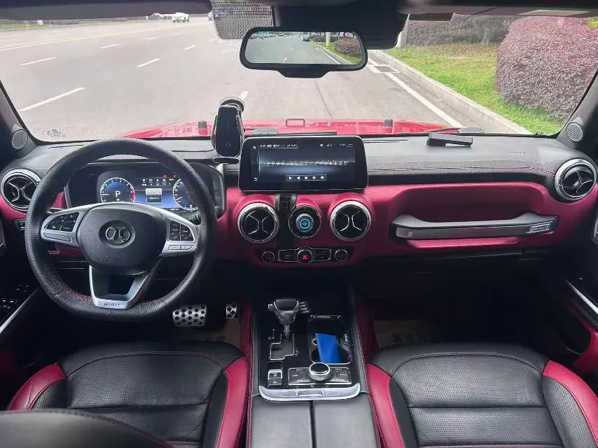 2018 Beijing BJ40 2.3T 250HP L4 6AT,autocango,china used car exporter,china ev exporter,chinese used car exporter,chinese used ev exporter