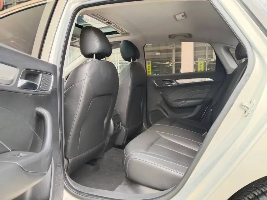 2017 Roewe i6 1.0T 125HP L3 2AT PHEV,autocango,china used car exporter,china ev exporter,chinese used car exporter,chinese used ev exporter