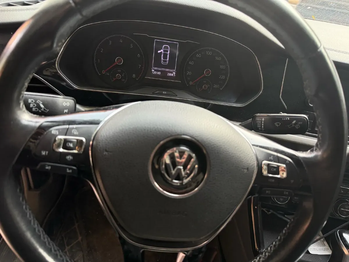 2019 Skoda Kodiak 2.0T 186HP L4 7DCT,autocango,china used car exporter,china ev exporter,chinese used car exporter,chinese used ev exporter