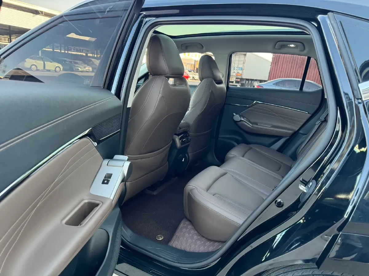 2024 GAC Trumpchi GS4 1.5T 177HP L4 7DCT,autocango,china used car exporter,china ev exporter,chinese used car exporter,chinese used ev exporter