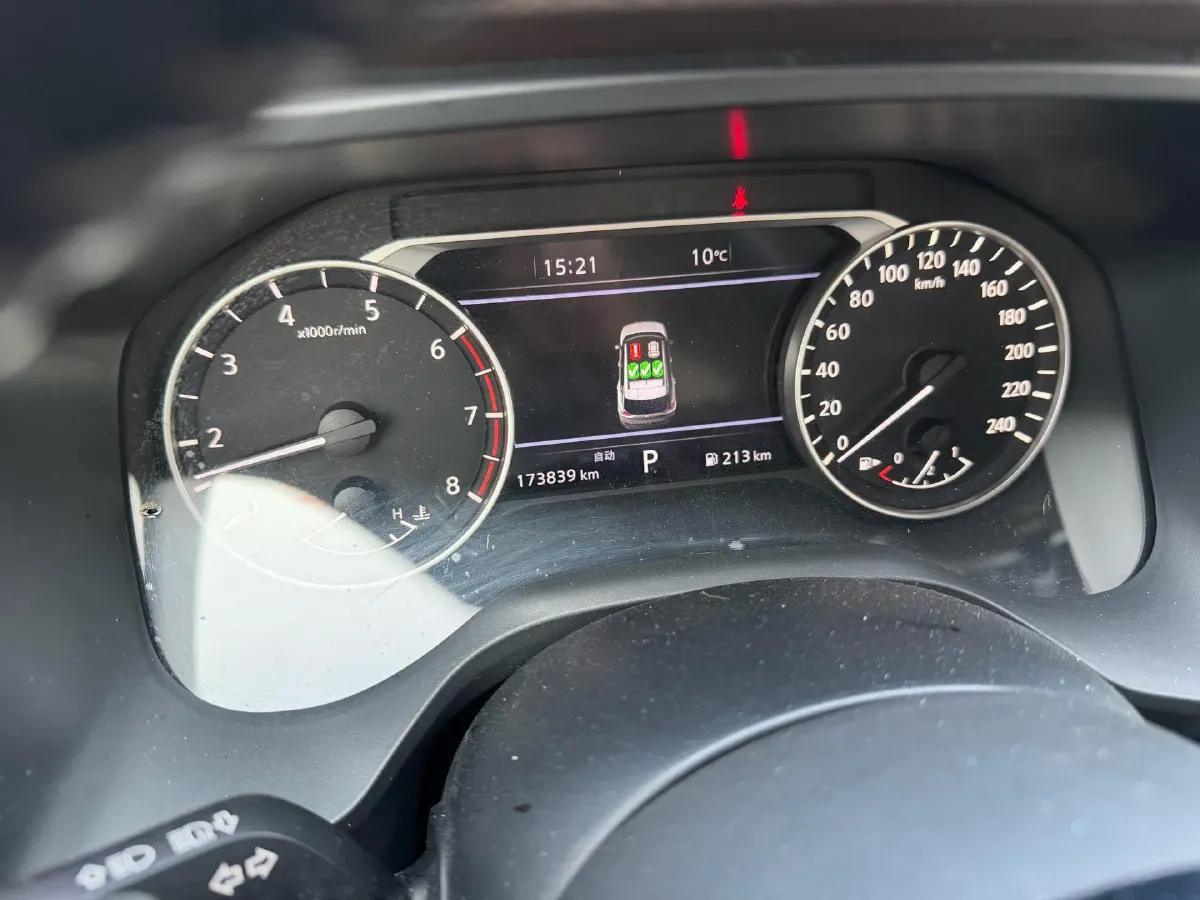 2021 Nissan X-Trail 1.5T 204HP L3 CVT,autocango,china used car exporter,china ev exporter,chinese used car exporter,chinese used ev exporter