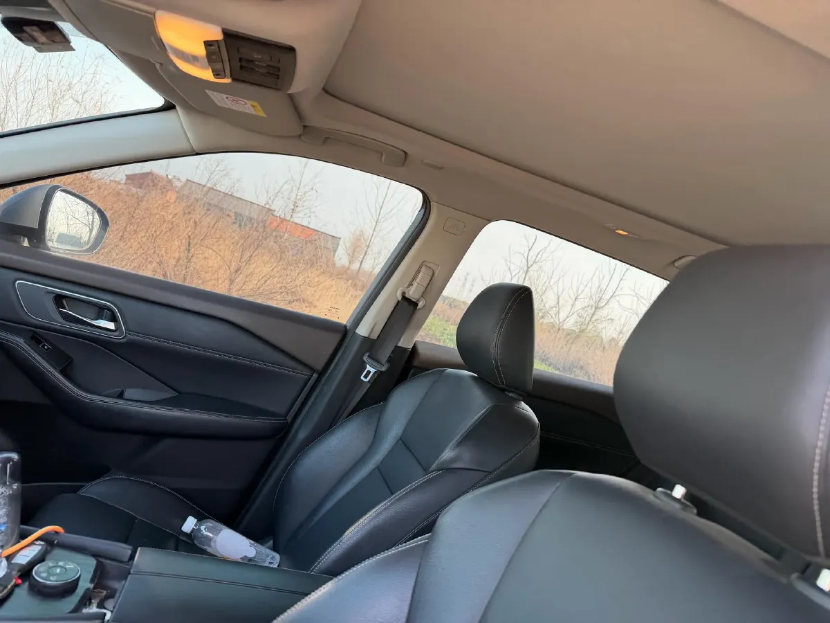 2021 Nissan X-Trail 1.5T 204HP L3 CVT,autocango,china used car exporter,china ev exporter,chinese used car exporter,chinese used ev exporter