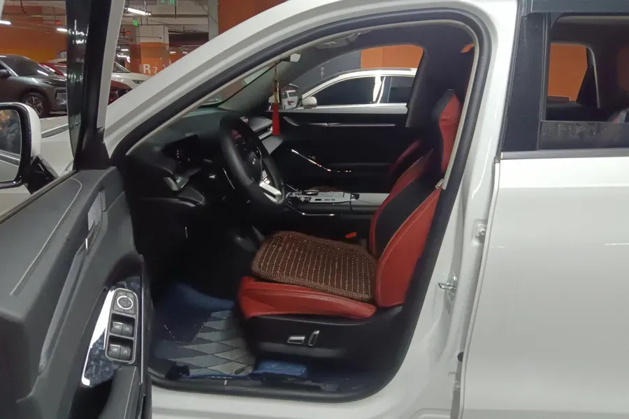 2024 Haval H6 1.5T 184HP L4 7DCT,autocango,china used car exporter,china ev exporter,chinese used car exporter,chinese used ev exporter