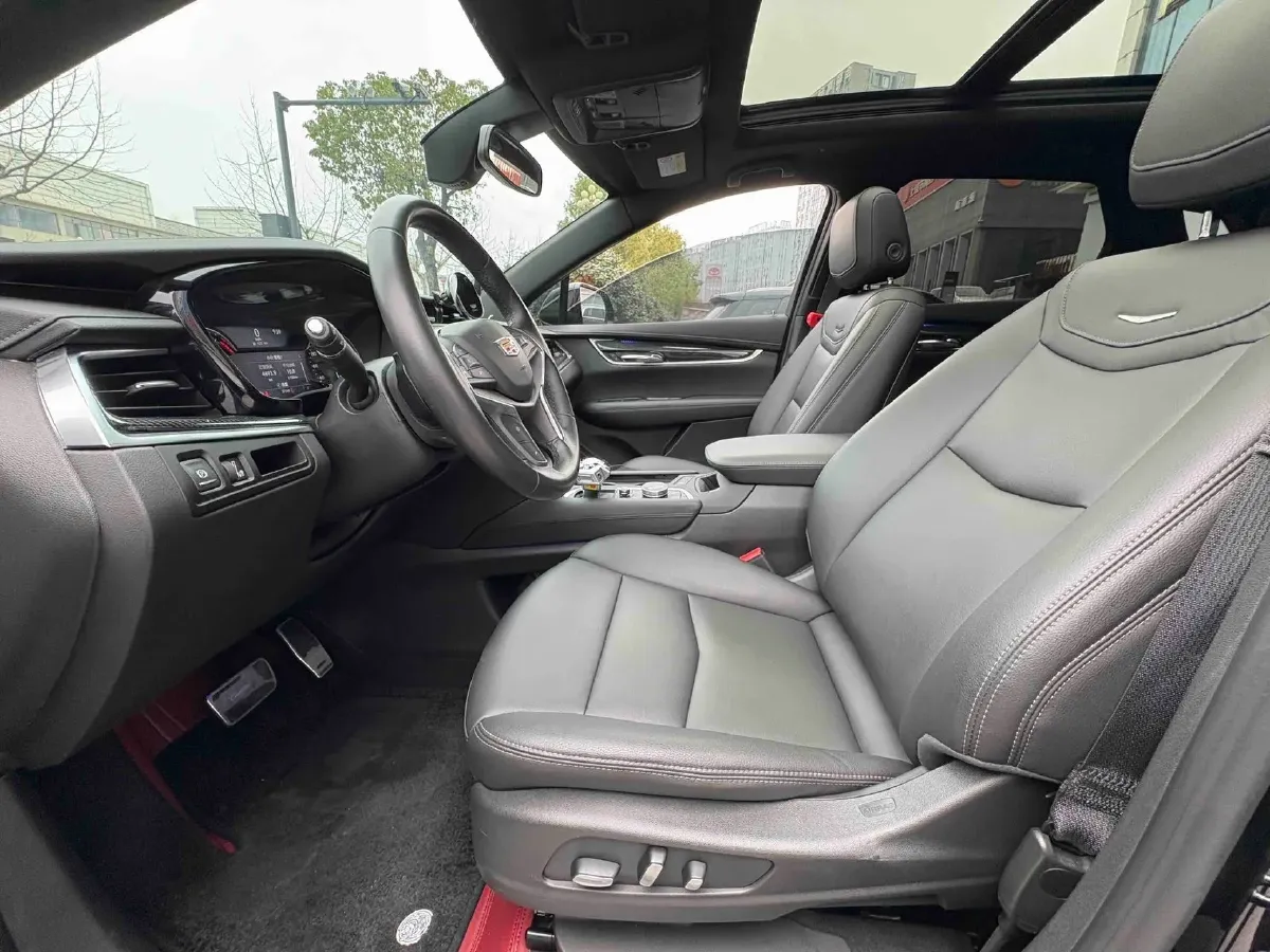 2023 Cadillac XT5 2.0T 237HP L4 9AT,autocango,china used car exporter,china ev exporter,chinese used car exporter,chinese used ev exporter