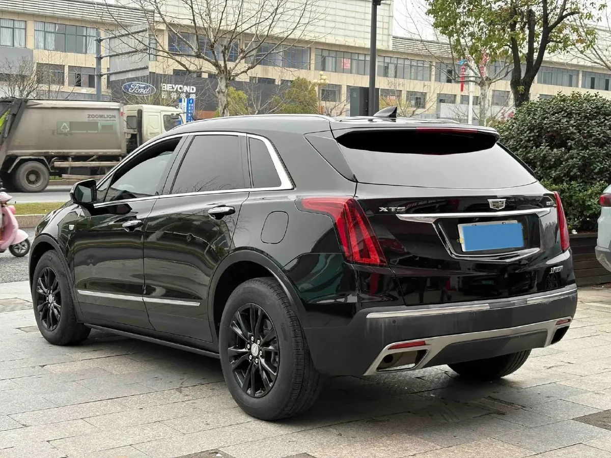 2023 Cadillac XT5 2.0T 237HP L4 9AT,autocango,china used car exporter,china ev exporter,chinese used car exporter,chinese used ev exporter