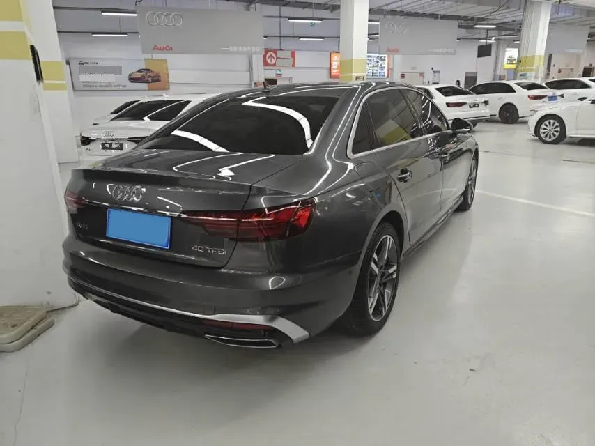 2020 Audi A4L 2.0T 190HP L4 7DCT,autocango,china used car exporter,china ev exporter,chinese used car exporter,chinese used ev exporter